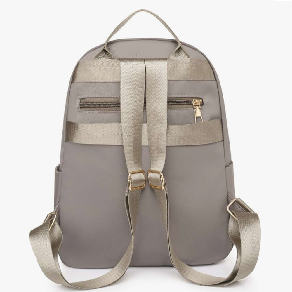 Dollcini Stílusos Női Hátizsák – Vízálló, Elegáns és Praktikus